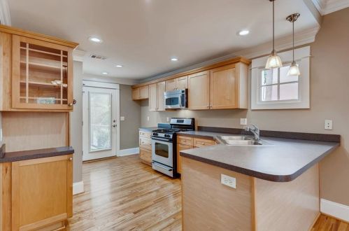 1362 Eubanks Ave, Atlanta GA  30344-4909 exterior