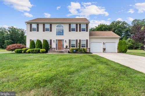 17 Cardinal Ln, Erial, NJ 08081-9432