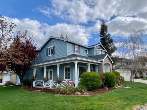 1501 Classic Ct, Modesto, CA 95357-0870