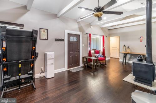 610 Laurel Dr, Riviera Beach, MD 21122-5225
