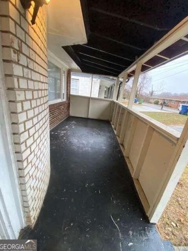 956 Jett St, Atlanta GA  30314-2737 exterior