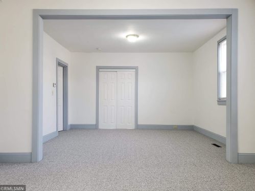 1118 Cook Ave, Saint Paul MN  55106-3323 exterior
