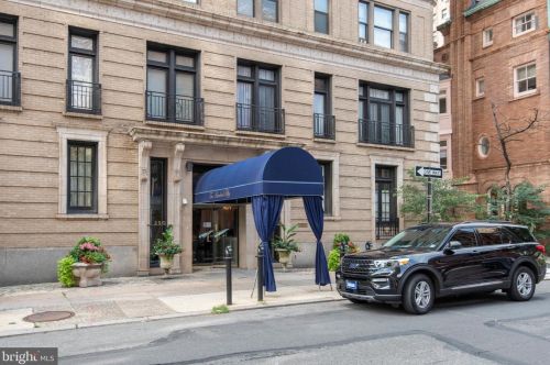 250 17th St, Philadelphia, PA 19103-6311