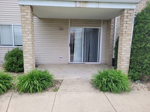 2024 Manico Ct, Joliet IL  60403-0830 exterior
