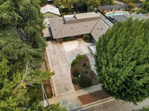 2872 Castle Dr, San Jose, CA 95125-4223
