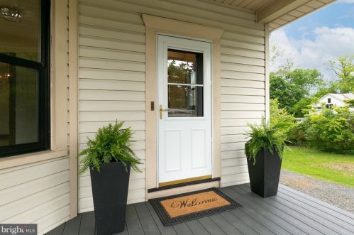 1671 Lawrence Rd, Trenton NJ 08648 exterior