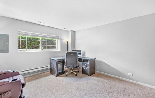 1252 Alta Vista Dr, Pingree Grove IL  60140-2057 exterior