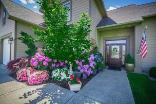 8818 Braeburn Loop, Yakima, WA 98903-9668