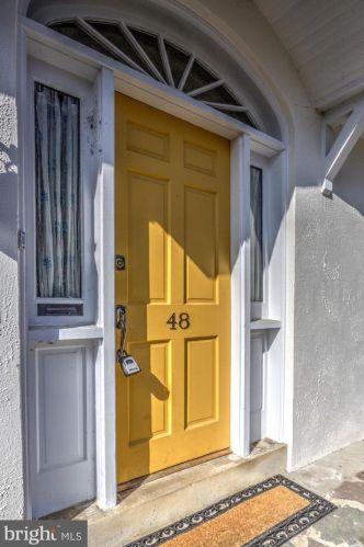 48 Cottage Ave, Lancaster PA  17602-3212 exterior