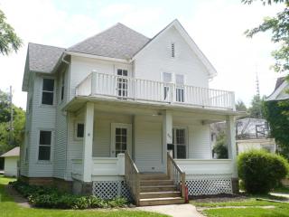 360 Augusta Ave, Dekalb IL  60115-3109 exterior