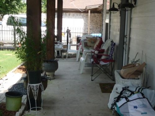 109 Fogg St, Fort Worth, TX 76110-6216