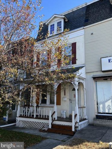 1005 George St, York, PA 17404-2025