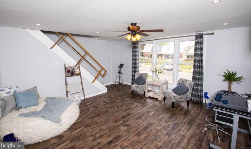 9320 Lansford St, Philadelphia, PA 19114-3617