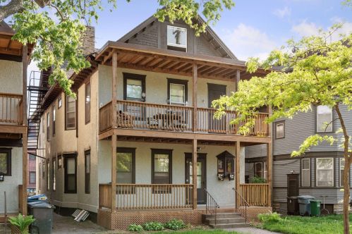810 6th St, Minneapolis MN  55415-1501 exterior