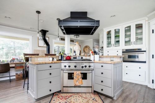 5014 Perry Park Rd, Deckers CO 80135-8209 exterior