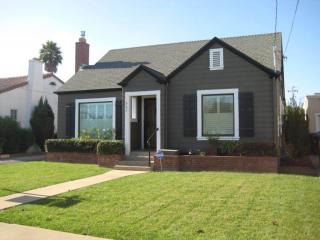 541 California St, Watsonville, CA 95076-4001