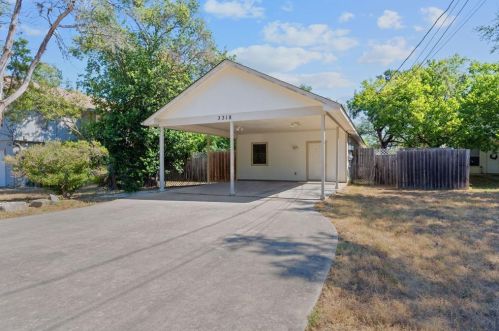 3318 Blumie St, Austin, TX 78745-6768
