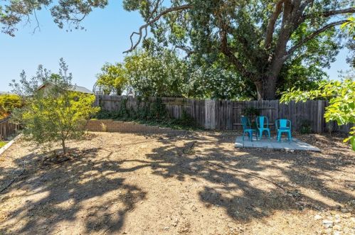 172 Edgewater Ln, Lake Nacimiento, CA 93446-1913
