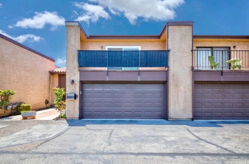 9571 Graham St, Cypress, CA 90630-3809