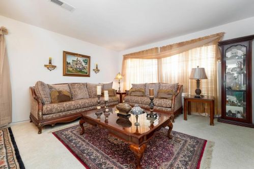 1352 Granite Springs Dr, Chula Vista CA  91915-1540 exterior