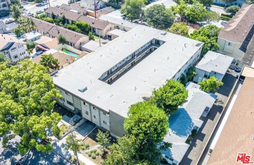 416 Pioneer Dr, Glendale CA 91203-1759 exterior