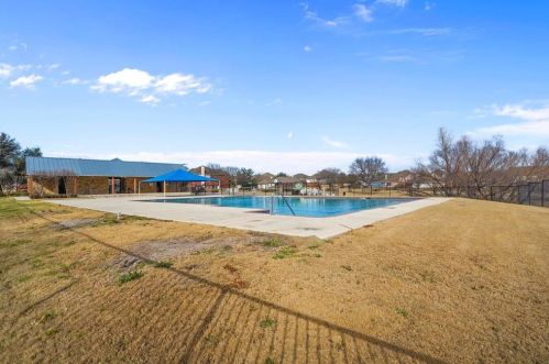 10716 Ambling Trl, Fort Worth TX  76108-6943 exterior