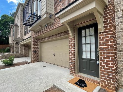 294 Bakerstone Ln, Suwanee, GA 30024-2979