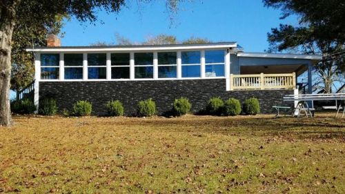 68 Poya Pt, Fort Gaines, GA 39851-2303
