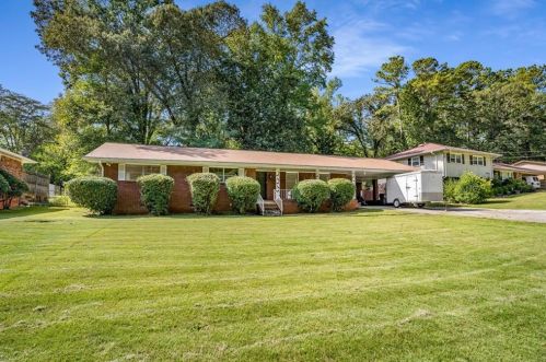 2985 Meadow Lark Dr, Atlanta GA  30344-4033 exterior
