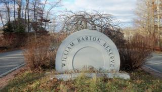 24 Daniel Page Ct, Tiverton, RI 02878-3941