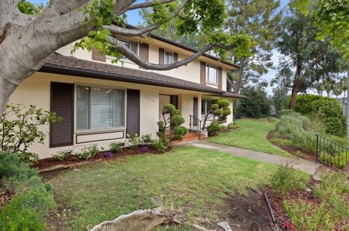 1430 Greenbriar Rd, Glendale CA  91207-1053 exterior