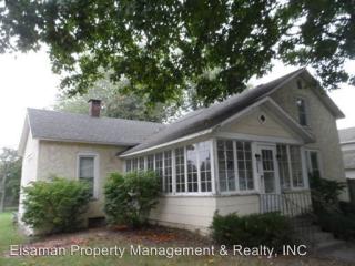 330 Oak St, Waterloo IN  46793-9550 exterior
