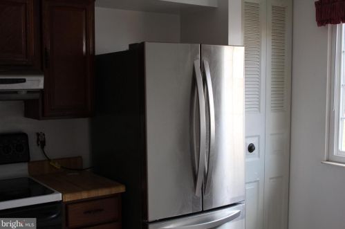 8 Farmcrest Ct, Silver Spring MD 20905-6042 exterior