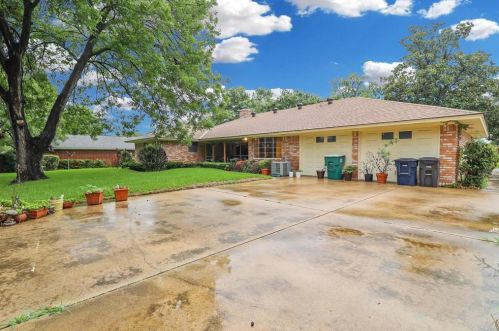 4304 Balboa Dr, Fort Worth TX  76133-5406 exterior