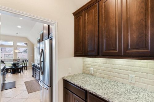 6226 Milam Branch Ln, Richmond TX 77471-6654 exterior