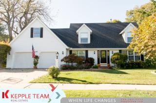 7121 Hunters Trce, Peoria, IL 61614-2160