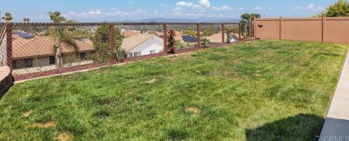 1950 Cherrywood St, Vista CA exterior