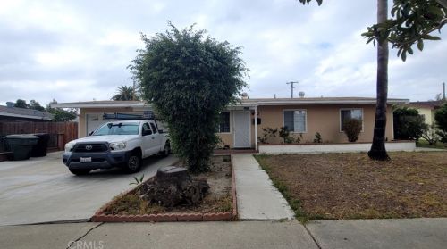 13735 Dawson St, Garden Grove, CA 92843-3236