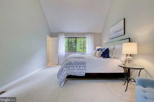 285 Michener Ct, Severna Park MD 21146-2051 exterior