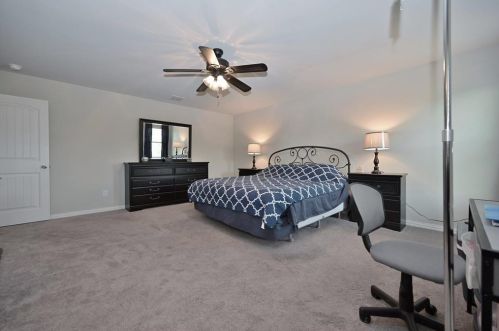 1544 Chama Dr, Fort Worth TX  76119-2666 exterior