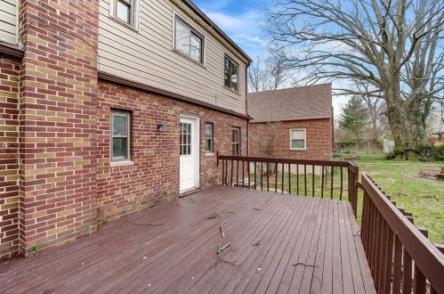 2033 Dallas Ave, Cincinnati OH  45239-4752 exterior