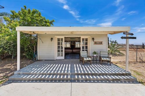 20101 Camino Del Sol, Riverside CA  92508-2423 exterior