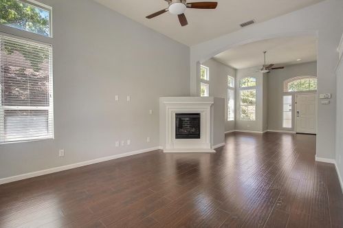 1853 Glenmoore Ct, Folsom, CA 95630-6150