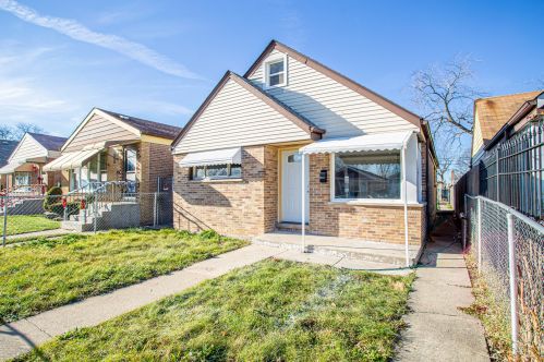 4510 Lavergne Ave, Chicago, IL 60638-1905