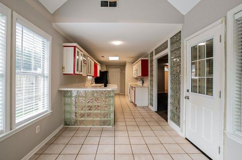 154 Parkside Dr, Stockbridge GA  30281-6902 exterior