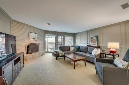 9672 Atherton Dr, Dallas TX  75243-6135 exterior