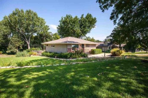 2920 Princeton Pl, Manhattan, KS 66503-3047