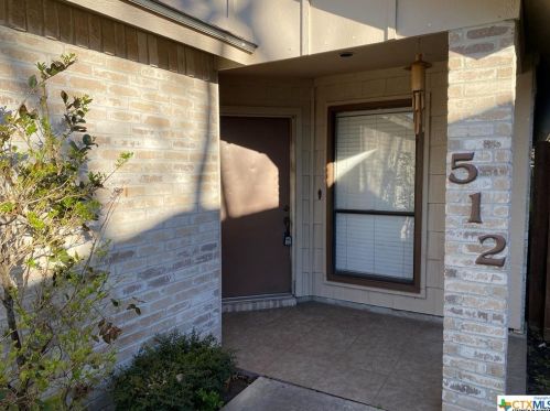 512 Rattan Dr, Victoria, TX 77901-3734