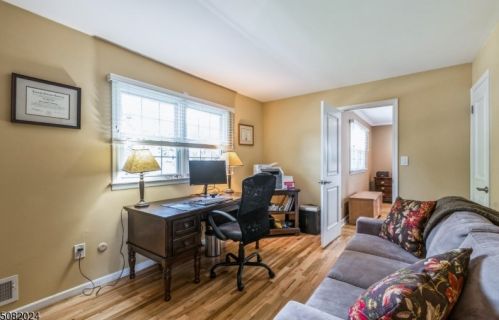 19 Cottonwood Dr, Dover NJ  07869-4707 exterior