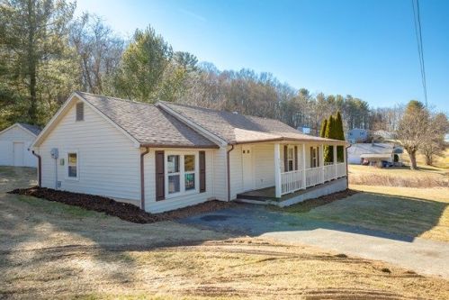 224 Columbine Ln, Meadowcreek, VA 24333-3266